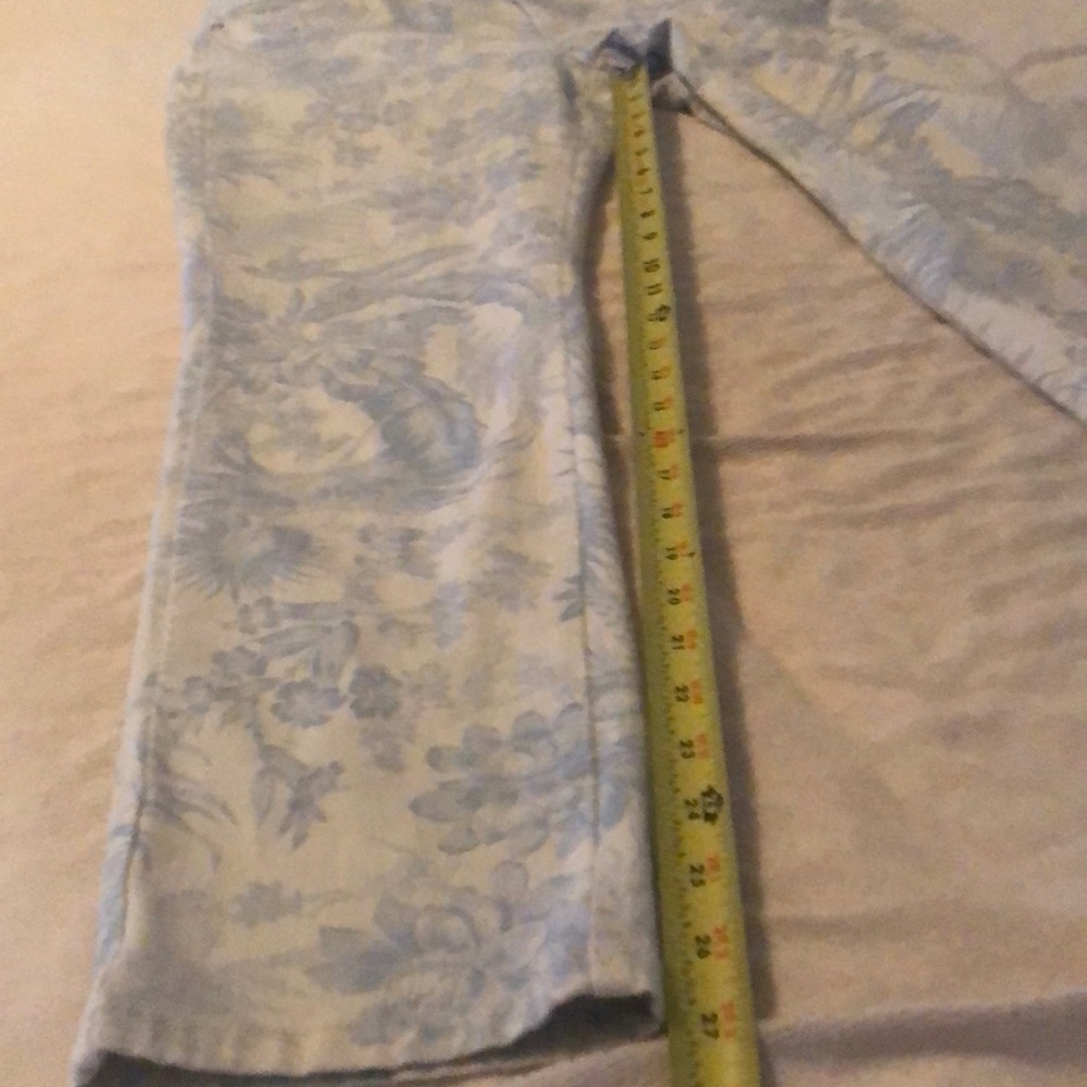 J. Jill Blue and White Floral Slim Ankle Jeans - Picture 9 of 9